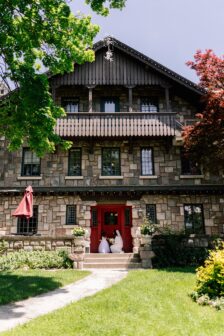 Last Minute Wedding Venue – 24 Hour Wedding, Stone Chalet Bed and Breakfast Inn and Event Center