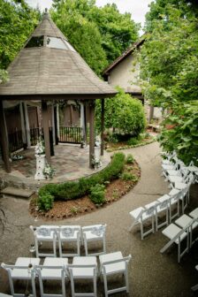 Last Minute Wedding Venue – 24 Hour Wedding, Stone Chalet Bed and Breakfast Inn and Event Center